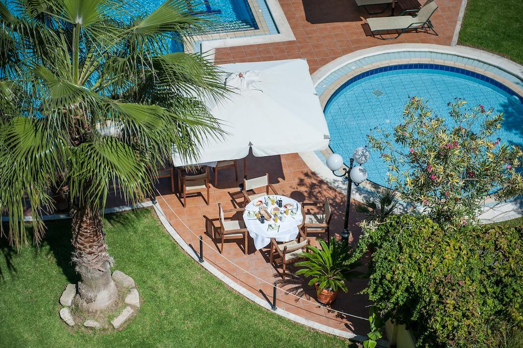 Mirtilos Studios & Apartments Kissamos Exterior photo